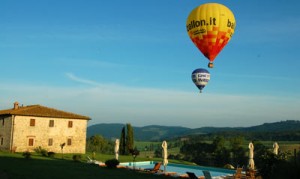 rent tuscan  villa halloween hot air balloons