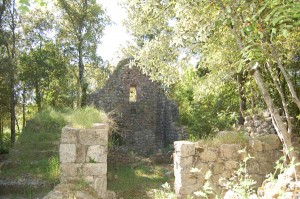ruins of castelvecchio San Gimignano