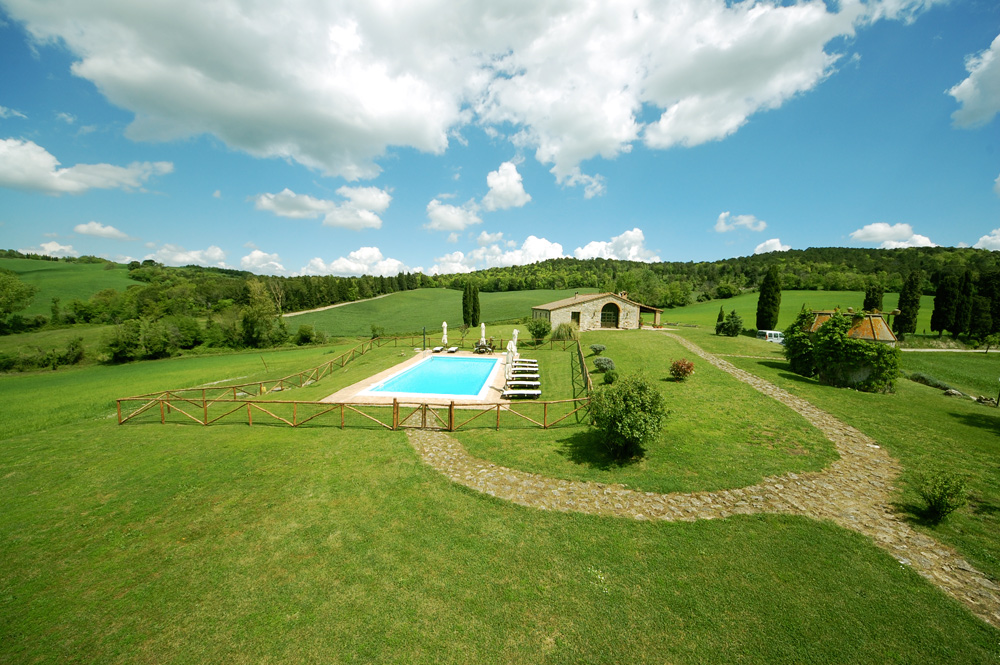 villa-tuscany-pool