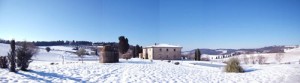 pictures of villa in tuscany with snow