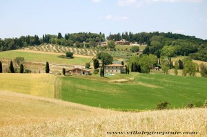 summer in Tuscany: the villa