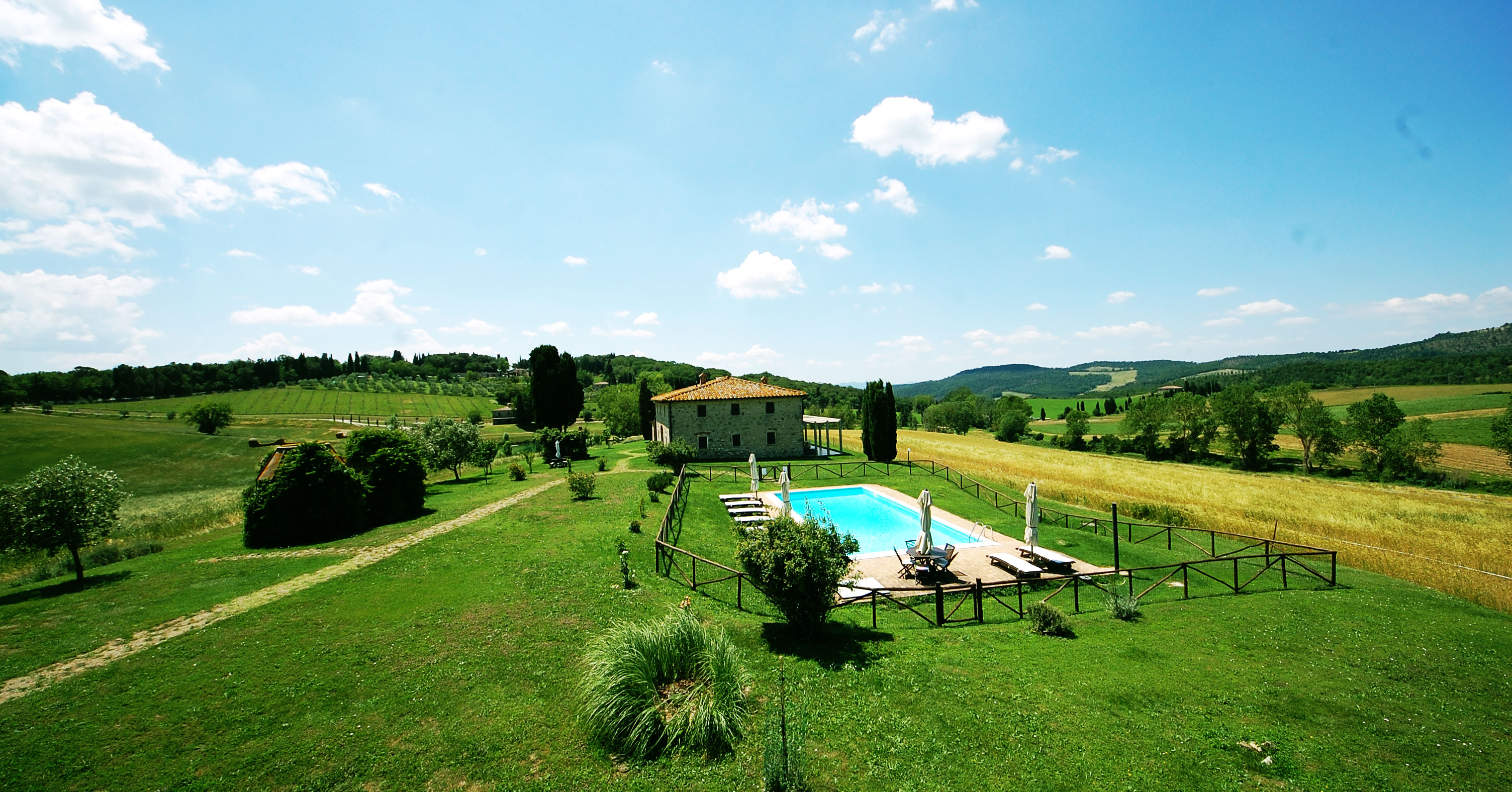 tuscany villa pool rental