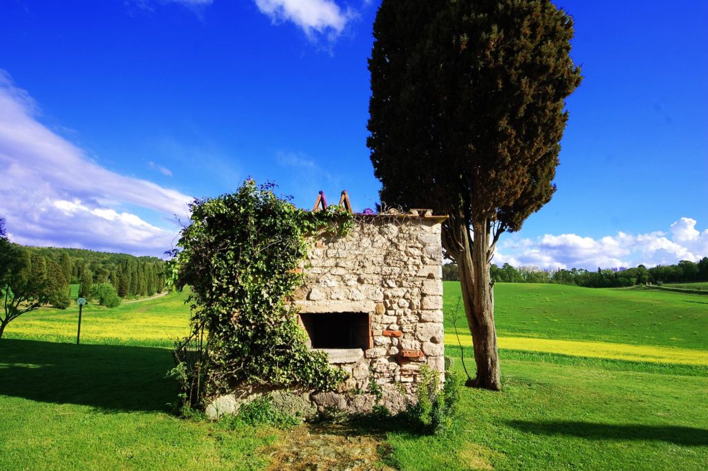 stono oven of tuscan villa