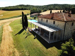 villa in tuscany for groups