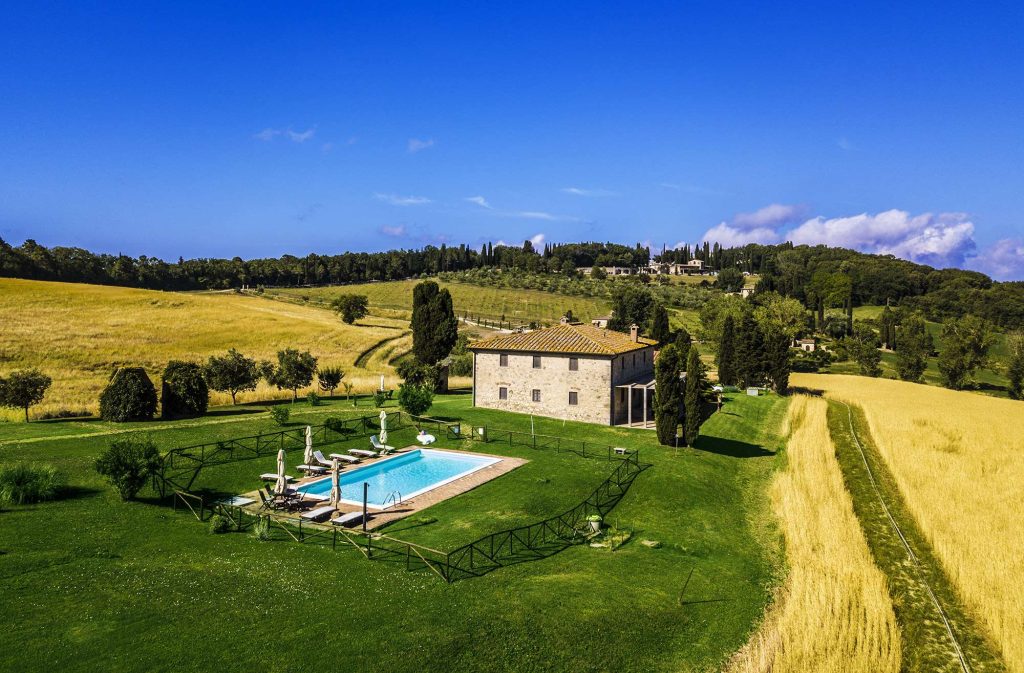Tuscany villa pool Volterra